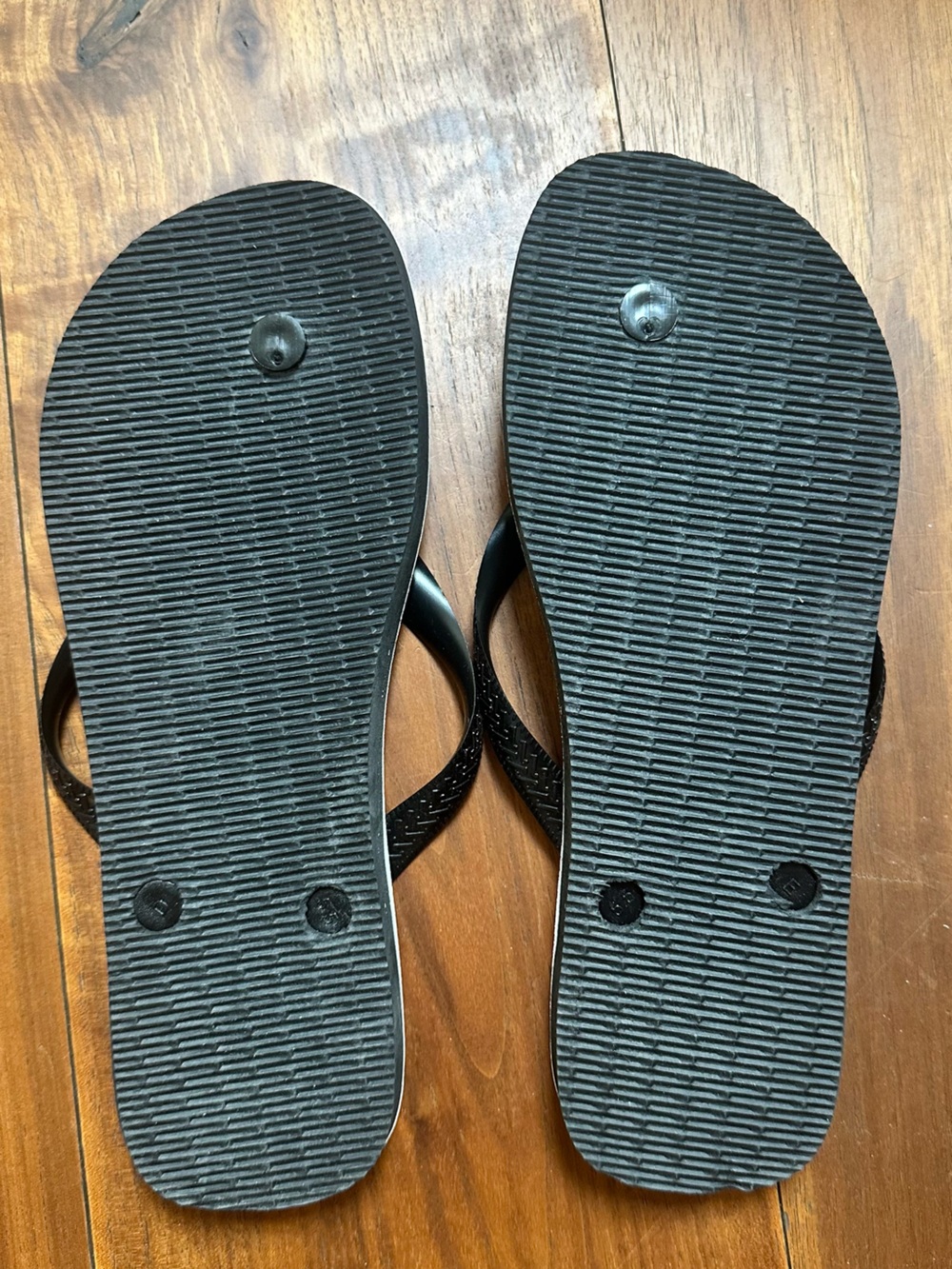 Farm Rio x Havaianas - Picture 2 of 3